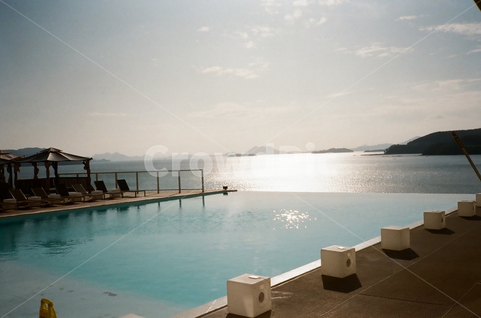 water,물,building,건물,풀,수영장,infinitypool,pool,swim,바다,하늘,자연