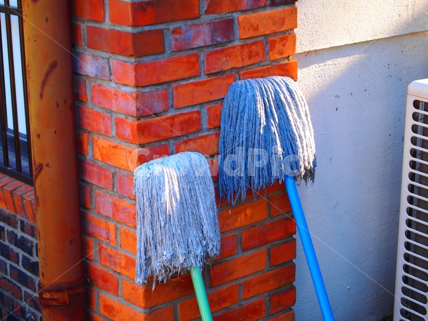 학교,벽,청소,school,clean,밀대,벽돌,사물,물건,오브젝트,thing,object,matter