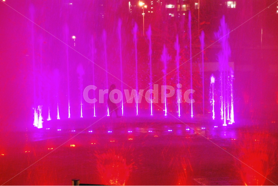 분수,fountain,조명,children,play,water,사람,인물,인간,human,person,어린이,어린아이,child,children,kid