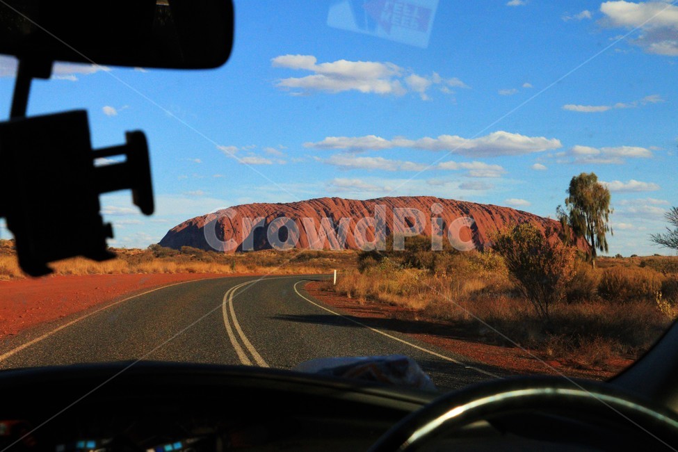 울룰루,uluru,호주,australia,자연,nature,하늘,sky,구름,cloud,감성,도로,road,여행,휴가,traveling,vacation,trip,교통,교통수단,traffic,transportation