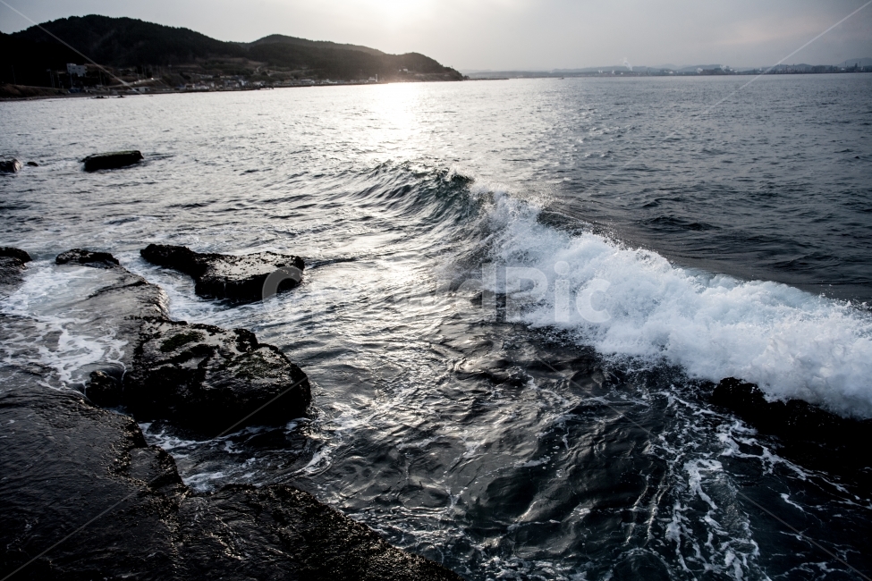 바다,파도,물결,물,바위,자연,풍경,nature,landscape,해변,바다,beach,sea,water,ocean,대양,outdoors,옥외,sea waves