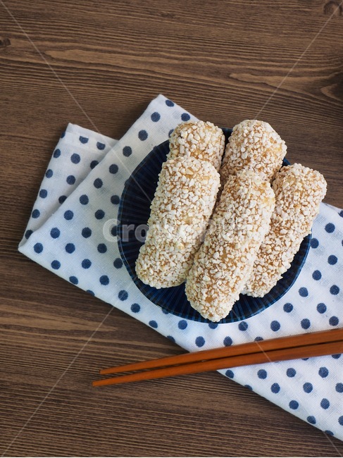 한국음식,식품,한식,한국문화,한국,배경,음식문화,웰빙,문화,아시아,아시아음식,접시,전통,설날,추석,음식,추석음식,설날음식,명절,명절음식,koreanfood,korea,koreanculture,food,background,foodculture,wellbeing,culture,asia,asianfood,dish,tradition,한국과자,전통과자,과자,한과,한국전통과자,쌀과자,간식,후식,스낵,한국전통,한국문화,korean traditional,korean culture,디저트,간식,후식,dessert,snack