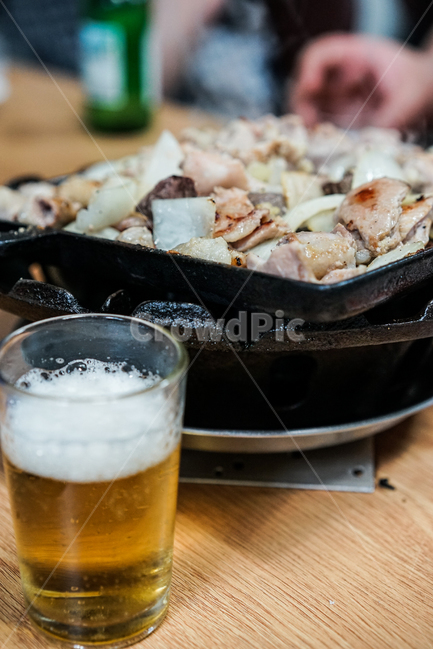 곱창,막창,고기,불판,술안주,맥주,술,음식,식재료,요리,food,cook,meal,dishes,food reserves,육류,고기,meat,한식,한국음식,한국요리,korean food,korean dishes,korean meal,korean cook,술,주류,alcohol