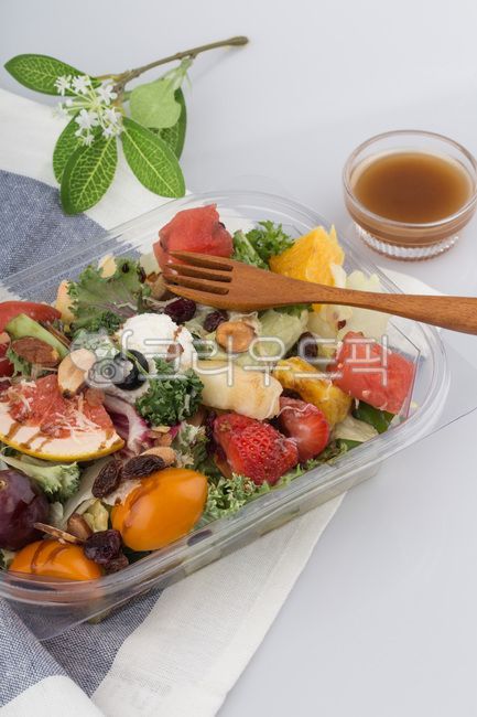 fruit salad,salad,nuts,fruit,vegetable salad,diet,sauce,vegetable,Ricotta Cheese,food