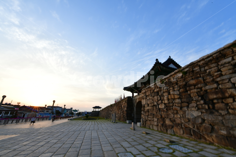 일몰,성,외곽,성문,궁,한국전통,한국문화,korean traditional,korean culture,건축물,건물외관,exterior,building,structure,architecture,construction