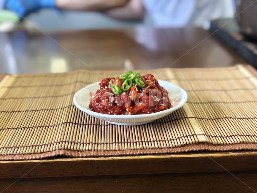 오징어젓갈,젓갈,한국음식,전통음식,음식,반찬,koreafoods,korea,food,음식,식재료,요리,food,cook,meal,dishes,food reserves,한식,한국음식,한국요리,korean food,korean dishes,korean meal,korean cook