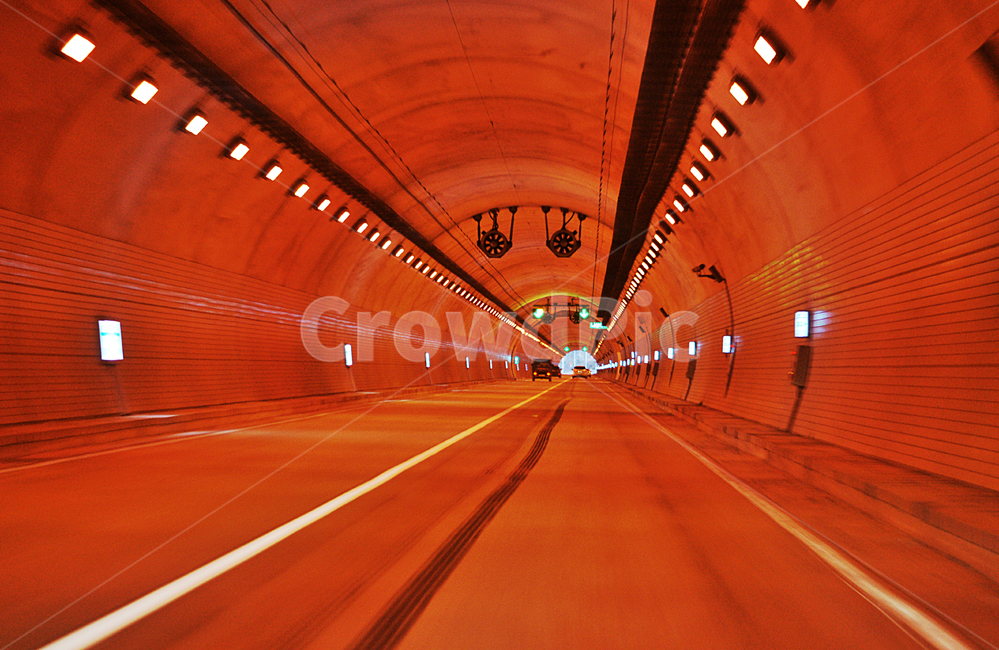 터널,고속도로,불빛,조명,운전,도로,굴,차량,길,질주,교통,교통수단,traffic,transportation