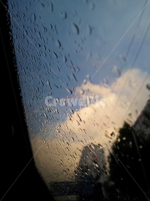 비,하늘,색감,창문,빗방울,rain,rainbow,color,rainyday,sky,sun,색깔,감성,파란색,차안,car,indoor,자연,배경화면,바탕화면