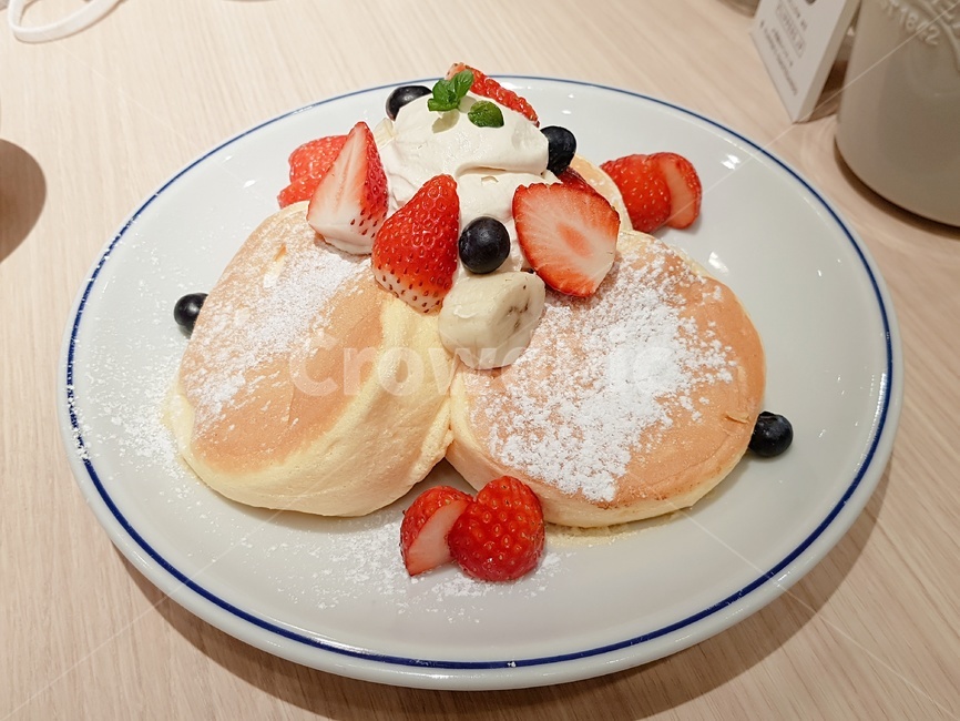 dessert,souffle,cake,snack,fruit,strawberry,pancake,Souffl Pancakes,food