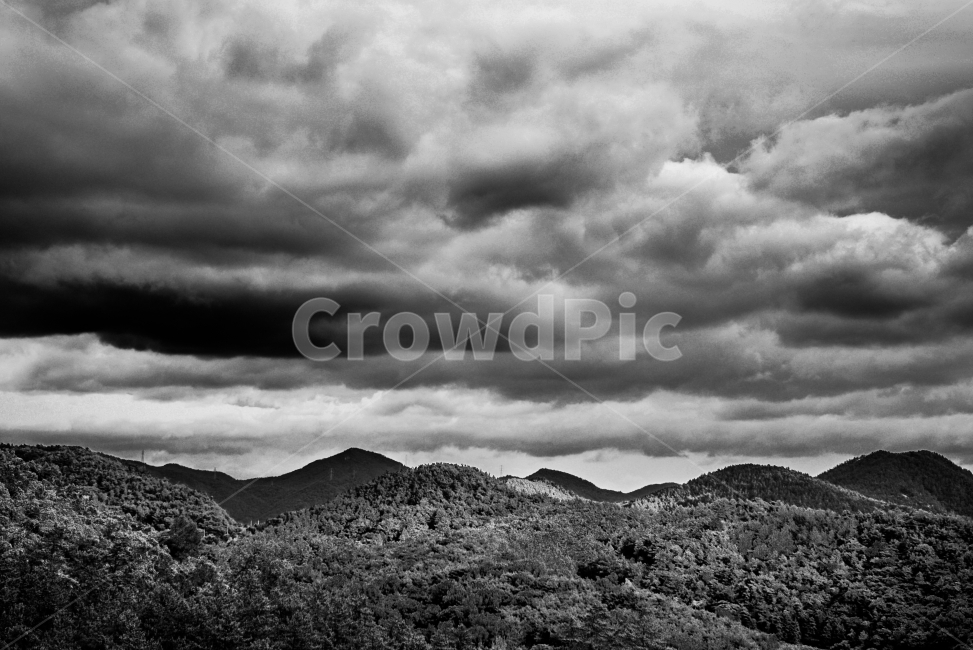 구름,먹구름,흑백,풍경,산,cloud,비구름,nimbus,mountain,자연,풍경,nature,landscape,흑백,모노톤,monochrome,black and white,weather,날씨,outdoors,옥외