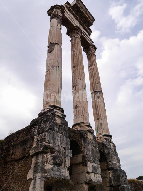 travel destination,ancient architecture,ancient rome,world cultural heritage,Historic sites,Roman era,construct,Foro Romano,ancient,building,Rome,Cultural Heritage,ruins,Italy,Tourist destination,Roman ruins,europe