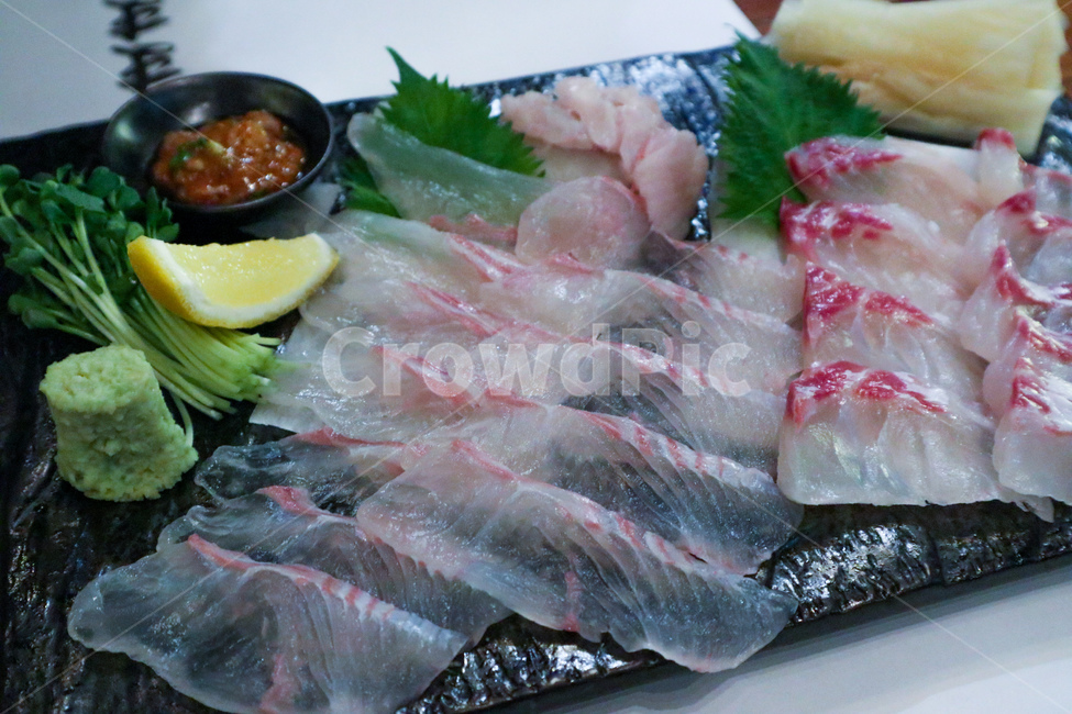 회,생선회,사시미,광어,광어회,도미,도미회,일식,rawfish