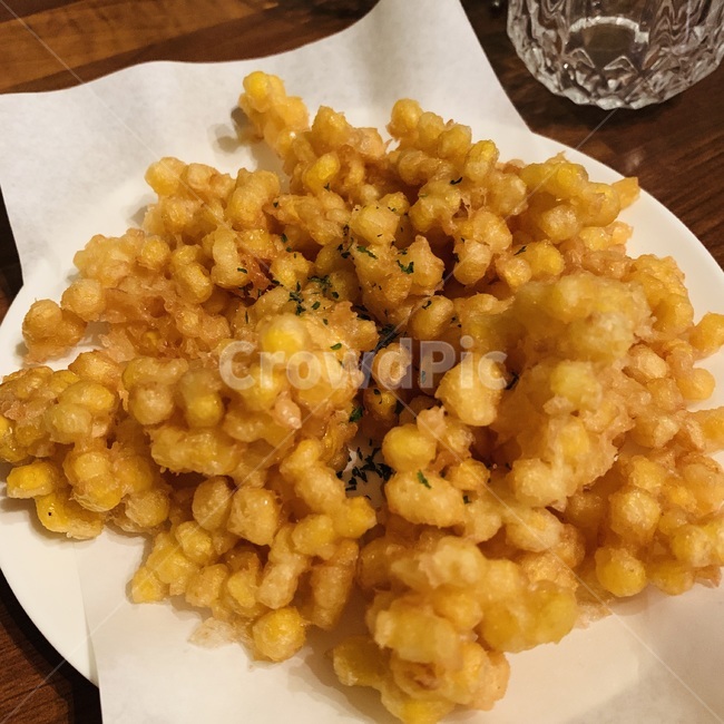 dish,요리,food,음식,meal,식사,옥수수,튀김,옥수수튀김,맛집,안주