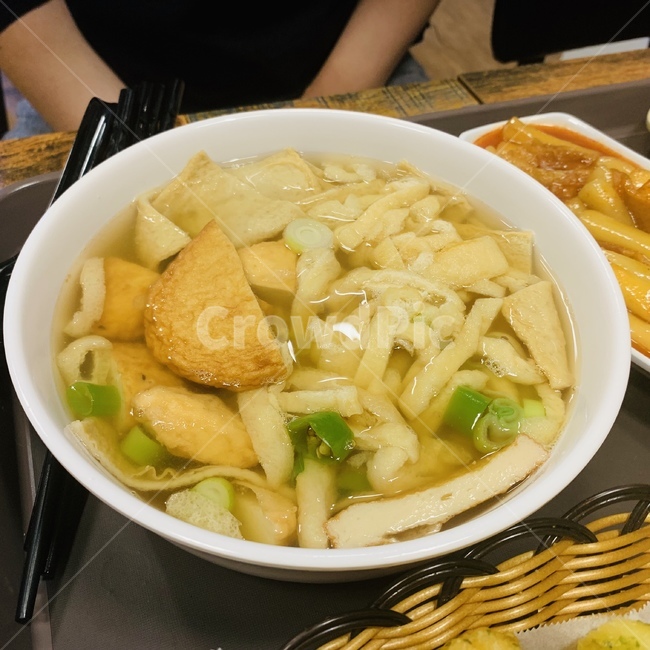 우동,bowl,사발,food,음식,dish,요리,human,식사