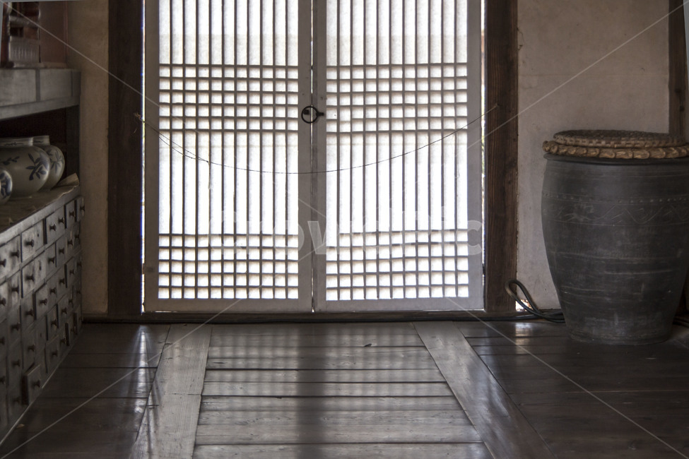 창호,마루,전통가옥,문양,빛,창호지,창살,한국전통,한국문화,korean traditional,korean culture,인테리어,실내디자인,interior design