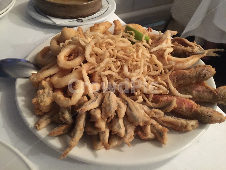 스페인음식,말라가,튀김,생선,안달루시아,fried,fish,요리,food,seafood,spain,malaga,andalucía,맛있는,바삭한,고소한