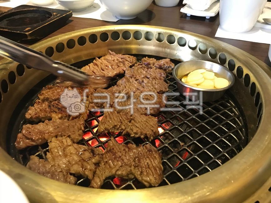 Seasoned ribs,meal,Grilled meat,dinner,food