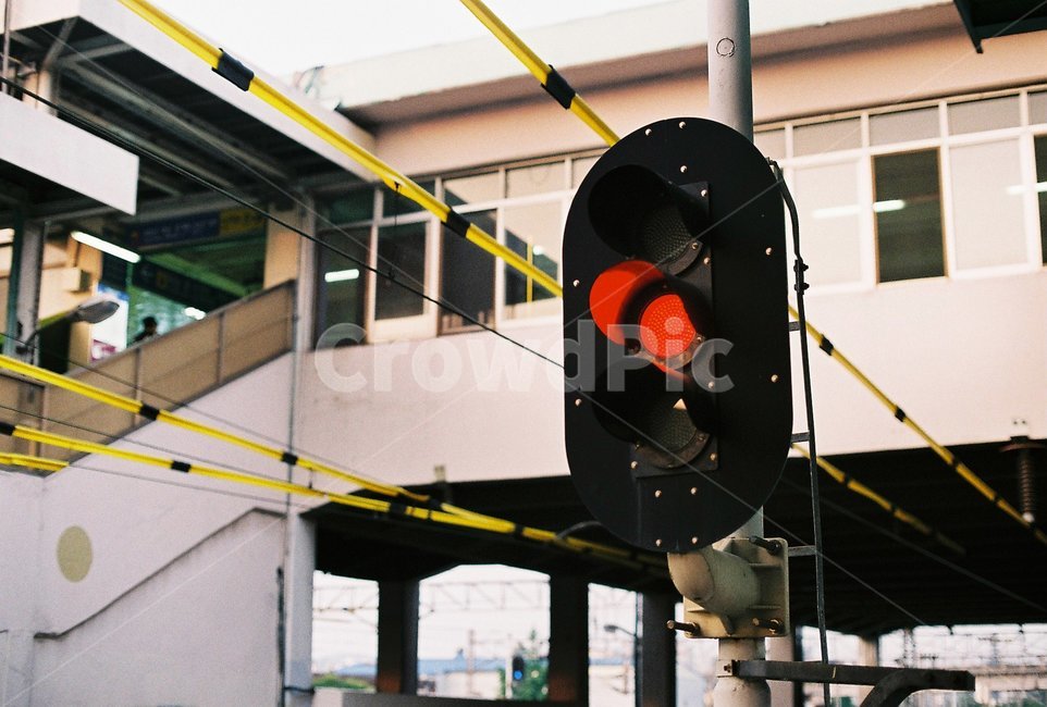 역,station,신호등,멈춤,필름,film,filmphoto,감성,교통,교통수단,traffic,transportation