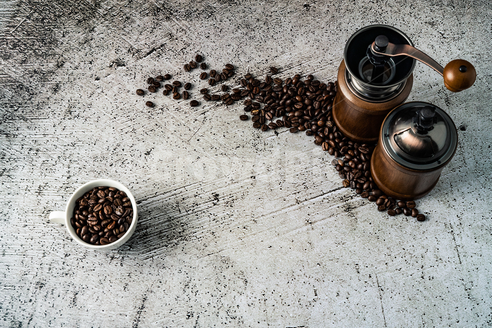 roasting coffee beans,coffee beans,background image,coffee cup,Image for composite,table,coffee bean powder,coffee maker,coffee grinder,composite image,cafe,coffee background,vintage,coffee,coffee dripper,Americano,mug,coffee pot,tea table,coffee supplies