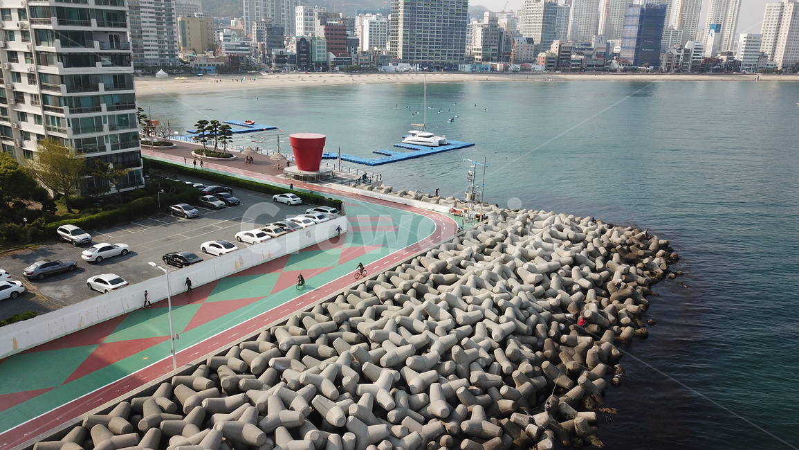 운동트랙,마라톤,남천동,자전거,자전거트랙,자전거코스,부산바다,광안리,도시,풍경,city,landscape,한국도시풍경,한국도시경관,korea cityscape,water,물,waterfront,워터 프론트
