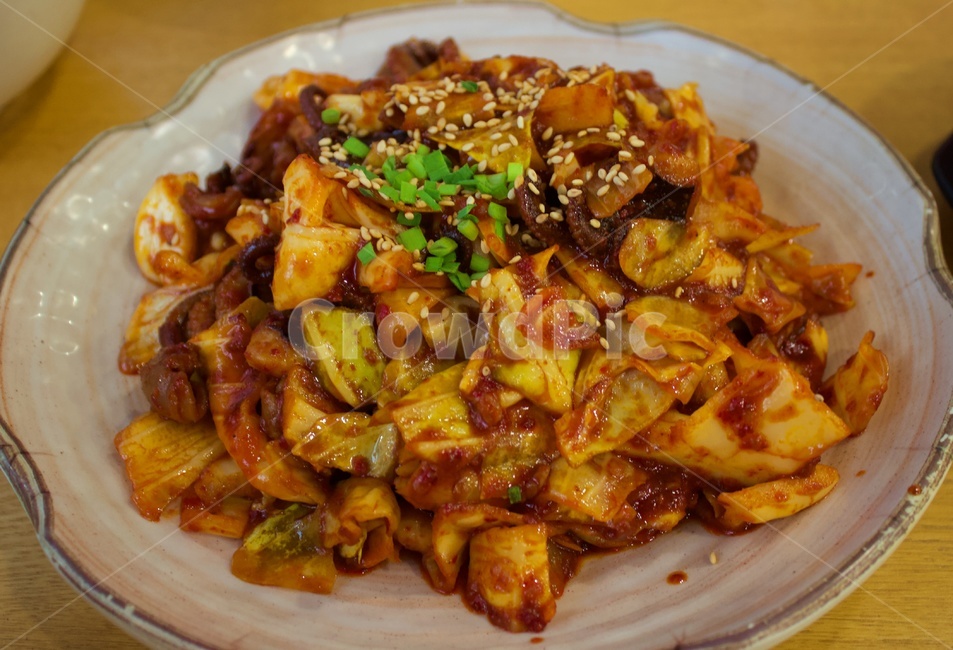 쭈꾸미,매콤,맛있는,한국음식,고춧가루,깨,양배추,음식,식재료,요리,food,cook,meal,dishes,food reserves