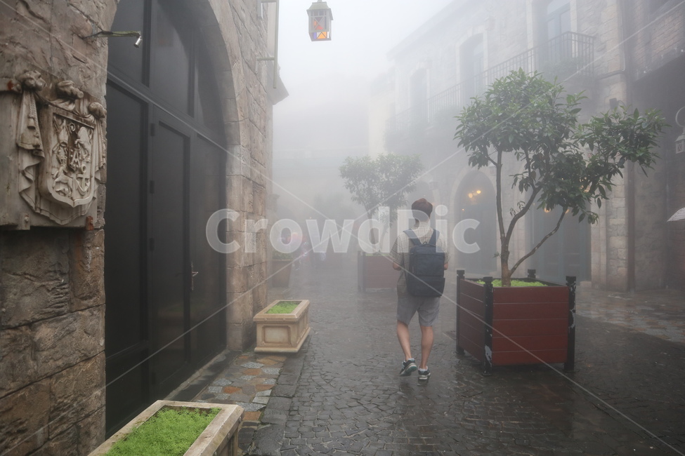 maninfog,날씨,weather,banahill,바나힐,안개,fog,남자,뒷모습