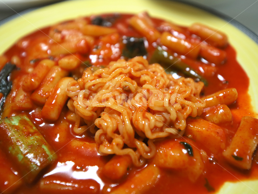 떡볶이,요리,dish,food,식사,meal,spicy,koreanfood,매콤한,매운