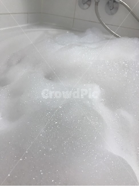 거품,욕조,입욕제,목욕,욕실,샤워기,타일,bubbles,bathtub,bath,bathroom,showerhead,tile