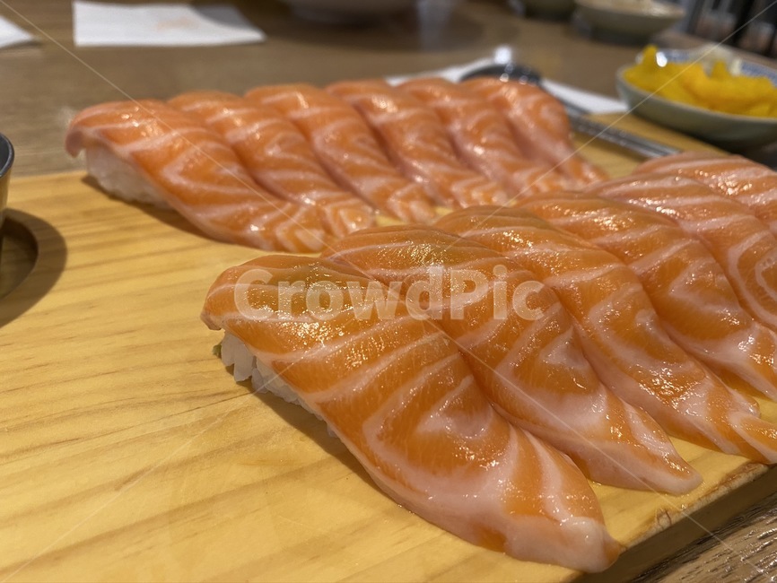 연어,초밥,연어초밥,스시,일본음식,japanesefood,sushi