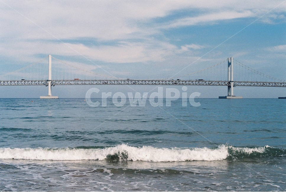 부산,광안리해변,감성사진,필름카메라,여름,해변,바다,beach,sea,랜드마크,landmark,tourist attraction,한국랜드마크,한국관광지,한국명소,korea landmark,korea tourist attraction,감성,sensible,feeling
