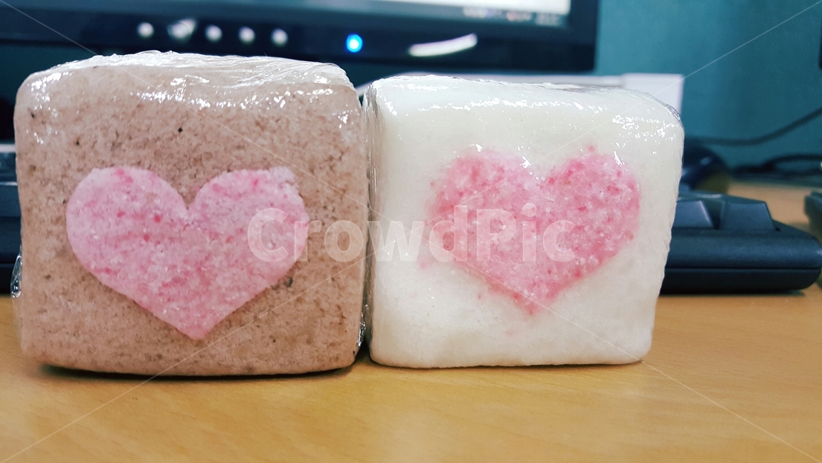 heart shaped rice cake,gift in return,Rice cake in return,rice cake,heart rice cake