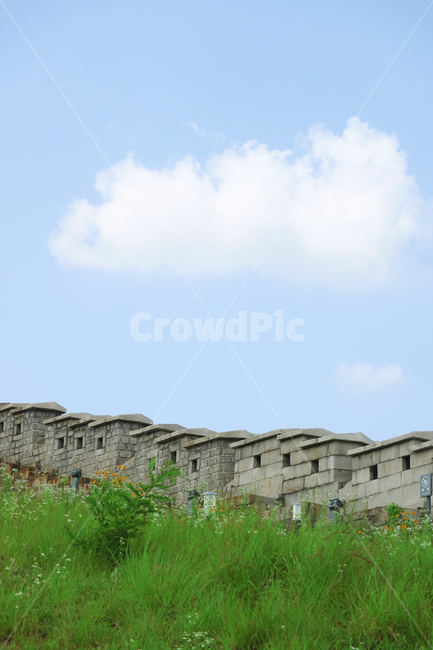 서울성곽,성곽,건축,언덕,잔디밭,풍경,성벽,한국,대한민국,서울,하늘