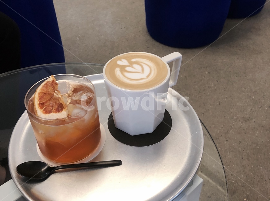 카페,차,카페라떼,감성,분위기,감성사진,mood,sensible,feeling,cafe,cafeteria,tea,cafelatte,latte,얼그레이,스파클링티,스파클링,얼그레이티,얼그레이차,라떼,sparkling,sparklingtea,earlgrey,earlgreytea,음료,beverage,티타임,teatime
