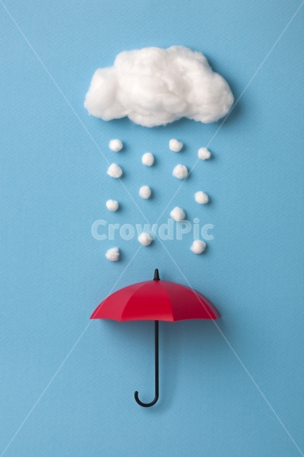 배경,오브젝트,구름,뭉게구름,하늘,클라우드,저장,스카이,파란색,블루,파랑,흰색,화이트,솜,흰구름,날씨,아이디어,컨셉,유니크,여백,핸드메이드,솜뭉치,스카이블루,백그라운드,눈,겨울,눈송이,눈뭉치,눈꽃송이,내리다,스노우,코튼,우산,레드,빨간색,빨강,쓰다,준비,사물,물건,오브젝트,thing,object,matter,연출,컨셉,콘셉,direction,concept