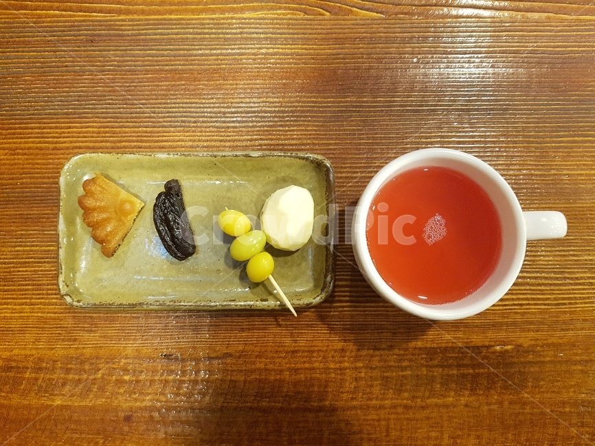 전통차,카페,차,음료,오미자차,한국전통,한국문화,korean traditional,korean culture,음료수,drink,beverage