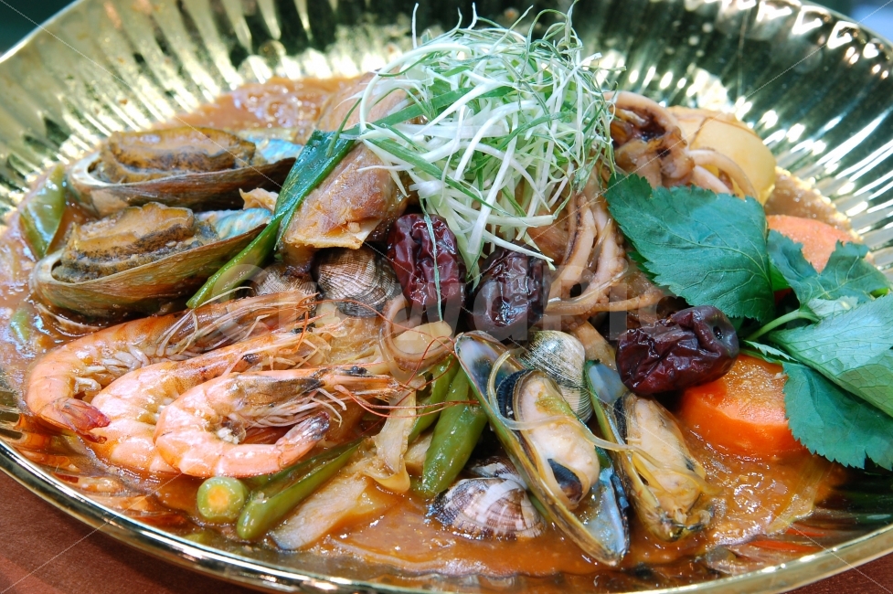 해물찜,해물,해물요리,해산물,새우,전복,홍합,낙지,조개,야채,음식,요리,음식,식재료,요리,food,cook,meal,dishes,food reserves,수산물,해산물,fishery products,seafood