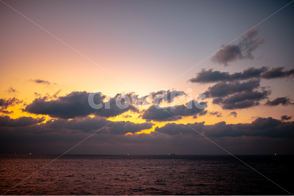 자연,nature,일몰,새벽,dusk,sunset,황혼,sky,붉은하늘,redsky,하늘,햇빛,sunlight