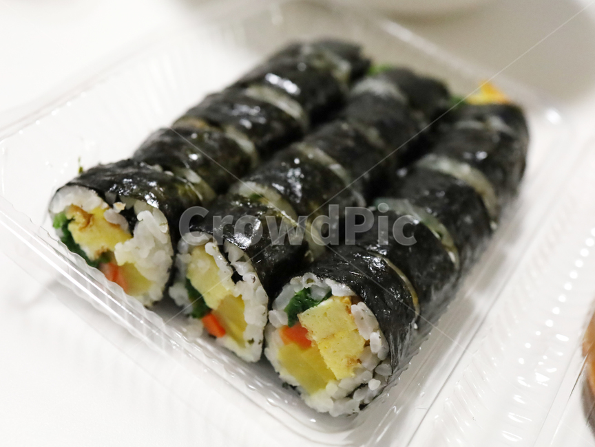 김밥,meal,koreanfood,식사,한끼,단무지,계란,시금치,밥,egg,음식,식재료,요리,food,cook,meal,dishes,food reserves