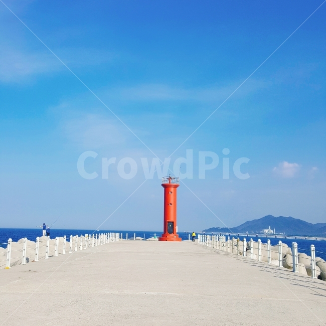 등대,강릉,바다,파란색,날씨,겨울,가을,맑음,파랑,자연,풍경,nature,landscape,등대,lighthouse,architecture,건축물,building,건물,tower,탑