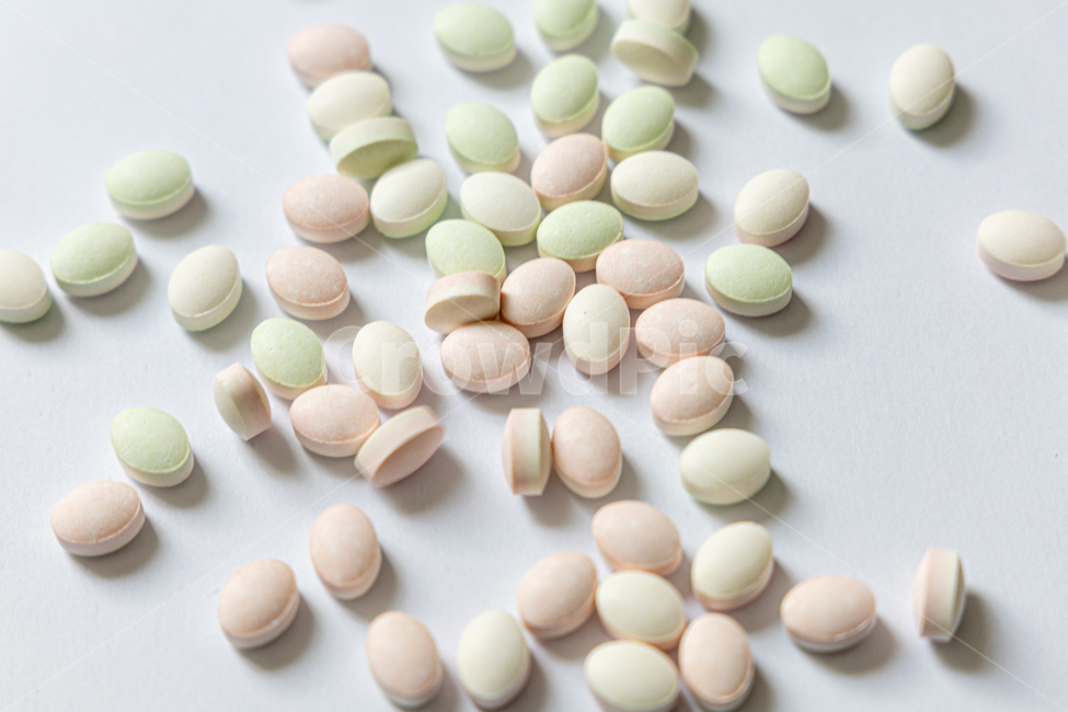 addiction,antibiotic,capsule,care,closeup,concept,cure,dose,drug,group,healthcare,hospital,ill,medical,medicament,medicine,pain,painkiller,pharmaceutical,prescription,recovery,science,supplement,treatment,vitamin,약물치료,알약,비타민,약,약물,치료,처방,치유,영양제
