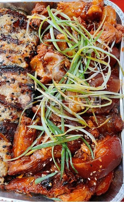 미니불족발,미니족,양념미니족발,미니족발,불족발,양념불족발,양념미니불족발,양념족발,양념,돼지족발,파절이,파,참깨,깨,음식,요리,식사,식재료,포장,food,dish,cook,meal,pork,meat