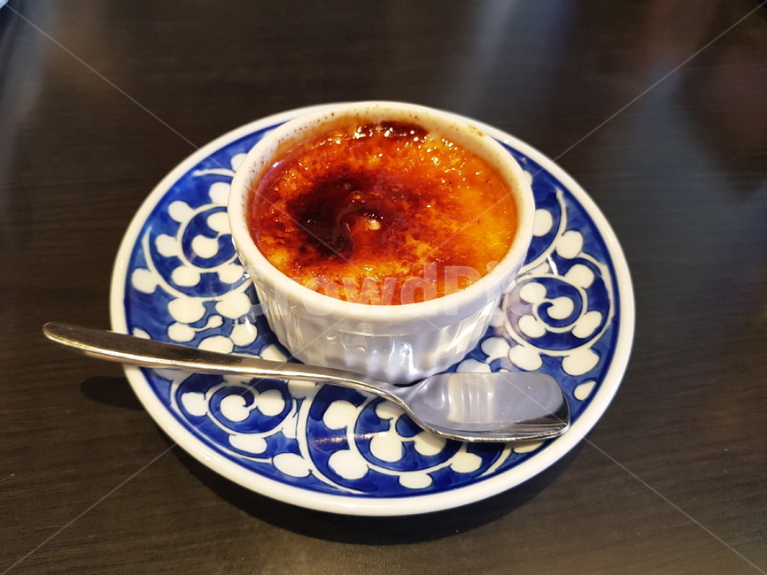 음식,food,디저트,접시,브륄레