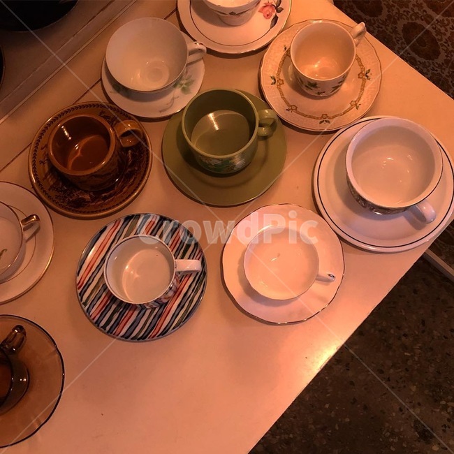 카페,커피,잔,유리컵,인테리어,소품,인테리어,실내디자인,interior design,사물,물건,오브젝트,thing,object,matter