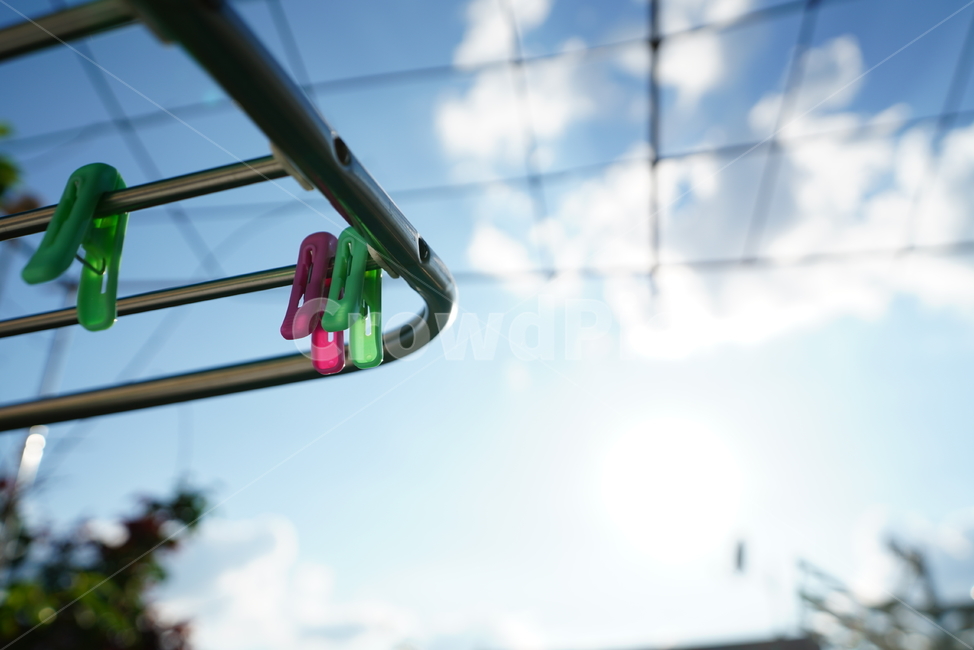 sky,plastic,livelihood,clothespin,Wash,drying rack,equipment,Emotion,lyrics,housework