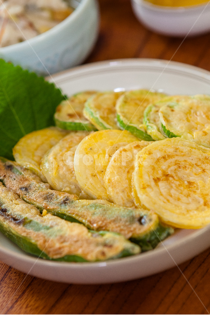 부침전,한식,고추전,식품,대한민국,맛좋은,요리,식사,조리,음식,식재료,요리,food,cook,meal,dishes,food reserves,한식,한국음식,한국요리,korean food,korean dishes,korean meal,korean cook