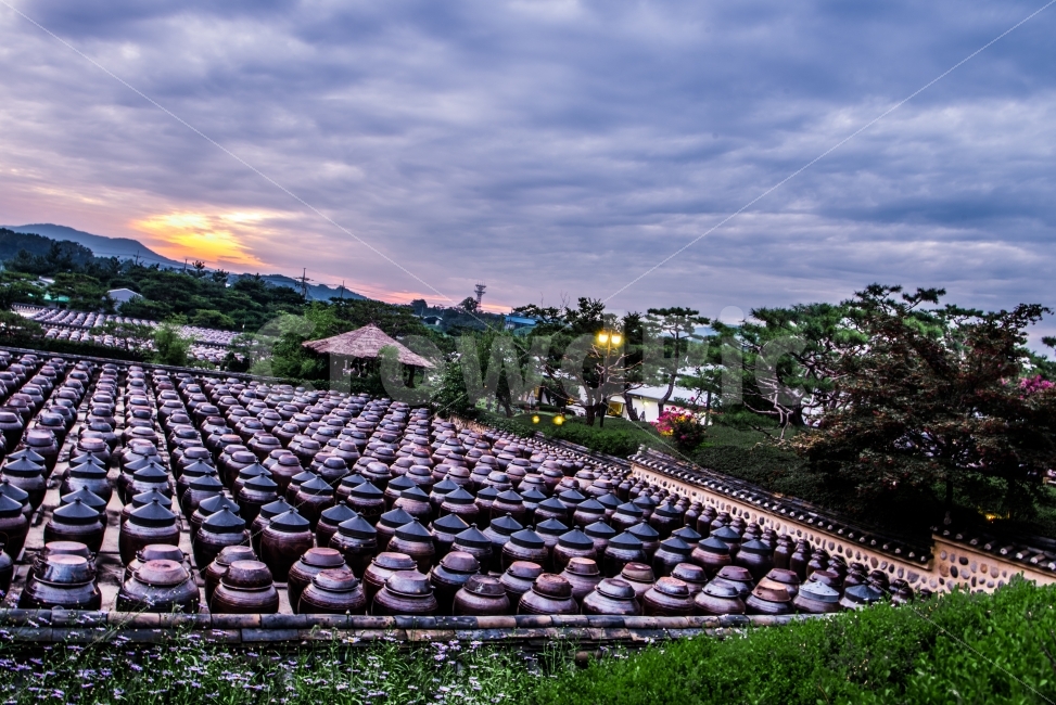 여행,추억,노을,항아리,감성,시골,마을,풍경,landscape,country,rural,town,한국전통,한국문화,korean traditional,korean culture