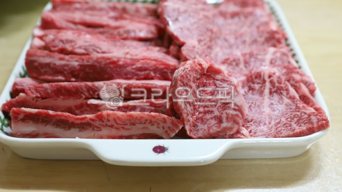 butchery,cook,beef,raw meat,Korean beef,Domestic salchisal,food,salchisal,meat,ingredients,cooking,fresh,ribs