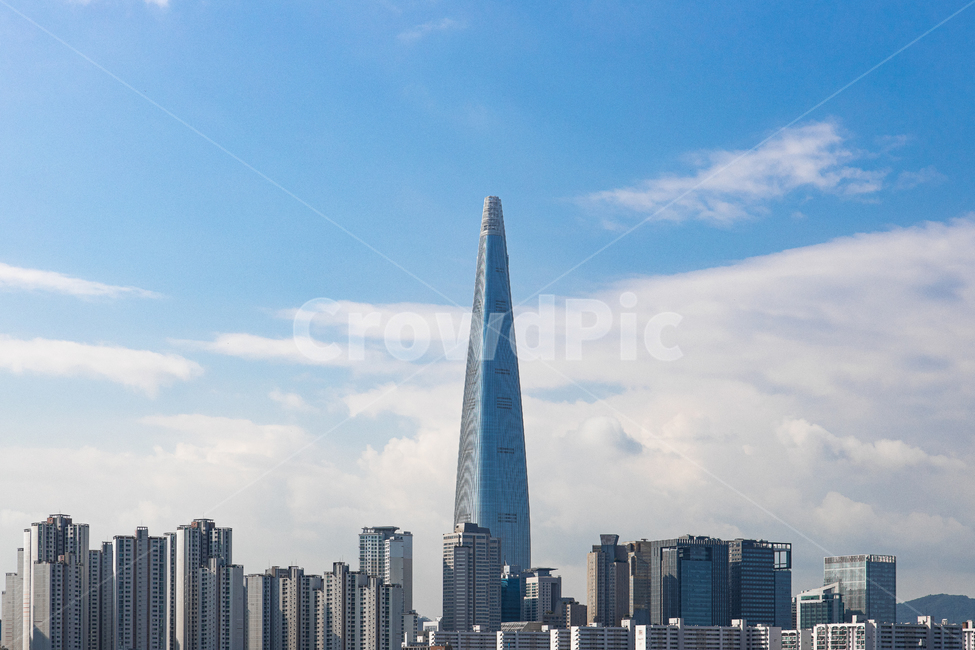 서울,한강,풍경,경치,도시,빌딩,랜드마크,하늘,파란하늘,구름,블루스카이,landmark,town,building,city,시티,urban,롯테월드타워,사무실건물,officebuilding,롯데,타워,롯데타워,잠실타워,한국랜드마크,한국관광지,한국명소,korea landmark,korea tourist attraction
