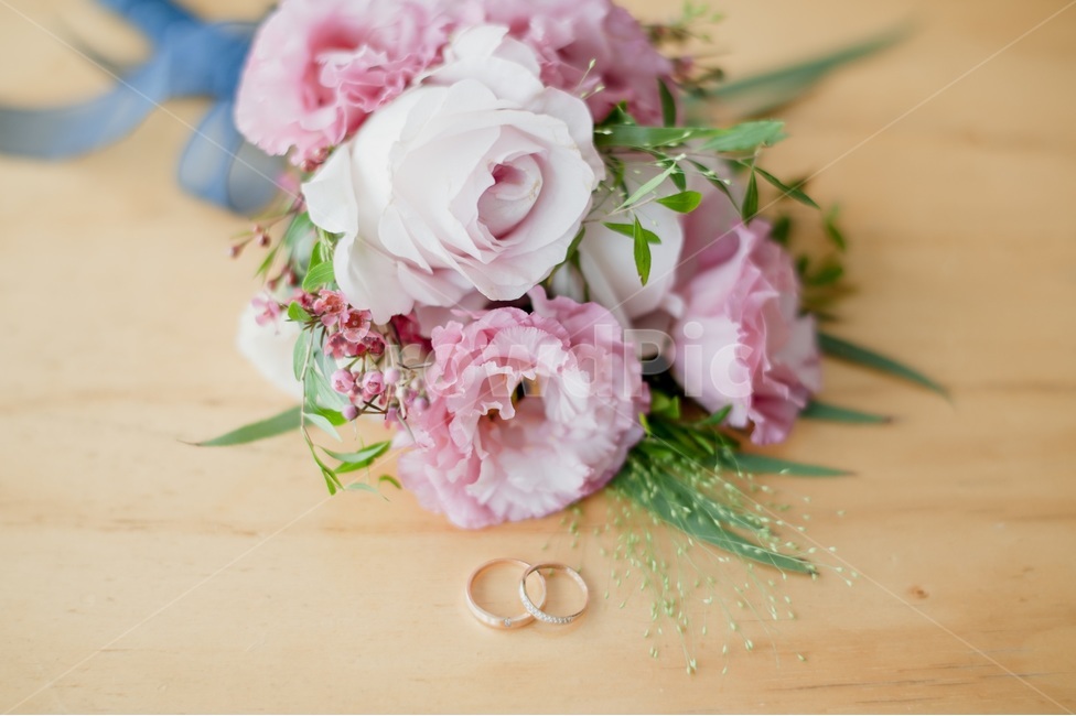 결혼식,부케,웨딩,신부,꽃,설레임,혼인,사랑,행복,wedding,flower,꽃,flower,연인,커플,사랑,lover,couple,결혼,혼례,웨딩,wedding,marriage,marry,기념일,축하,anniversary,congratulation,celebrate,celebration