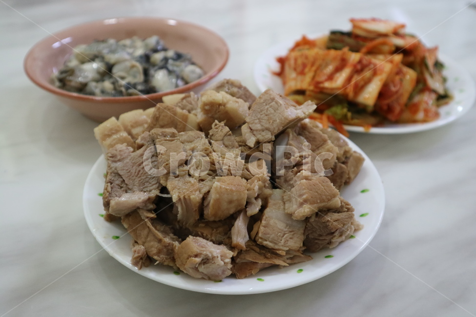 김장철,수육,굴,보쌈,김장과수육,가족애,food,음식,식사,요리,음식,식재료,요리,food,cook,meal,dishes,food reserves,한식,한국음식,한국요리,korean food,korean dishes,korean meal,korean cook